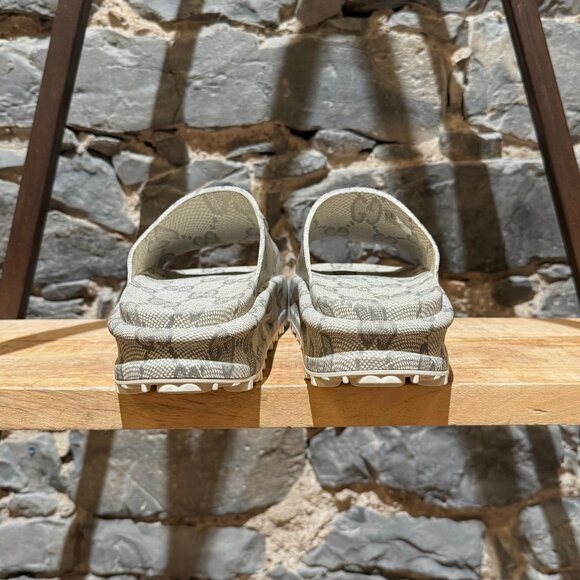 Gucci Grey GG Logo Rubber Cubic Platform Slide Sandals - Picture 5 of 12